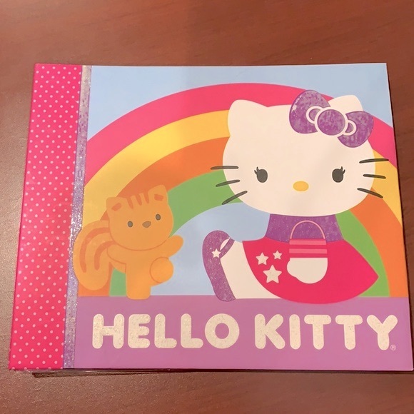 NWOT Hello Kitty Scrapbook Set - Picture 2 of 7
